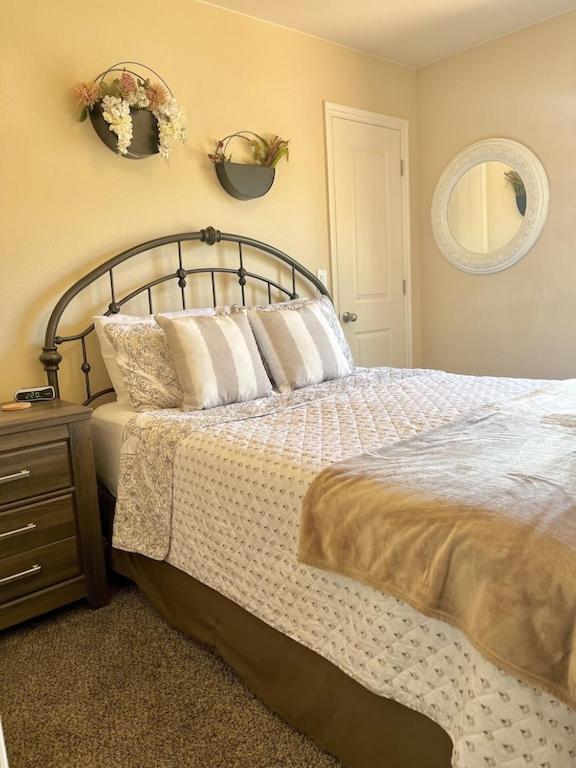 3Br / 2Ba Townhome With Pool, Patio, Wifi, Washer/Dryer Kanab Bagian luar foto